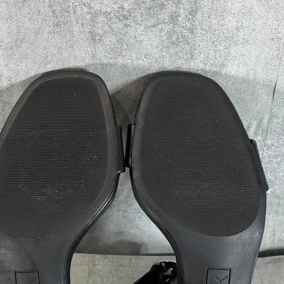 Nordstrom Rack Women's Black Faux-Leather Landry Square-Toe Heeled Sandals SZ9.5 - Picture 12 of 13